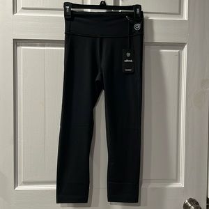 60. Allbirds Carbon Footprint Capri Leggings NWT Size XS